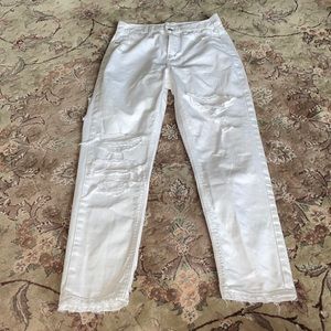White American Eagle jeans